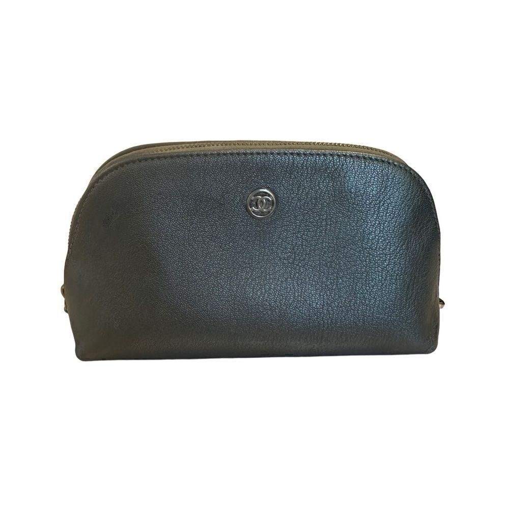 Gucci leather silver pouch - Picture 6 of 16